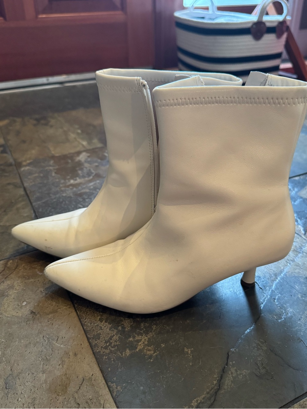 Soft Women's White Pointed Toe Ankle Boots